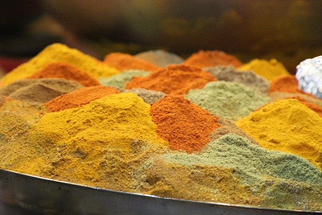 Kratom má různou podobu.